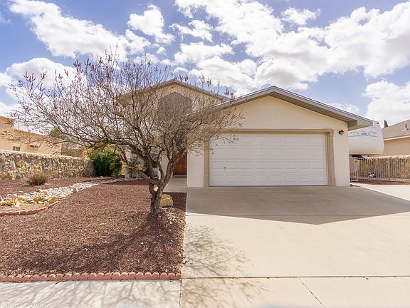 3rd image of 2072 Reina Dr