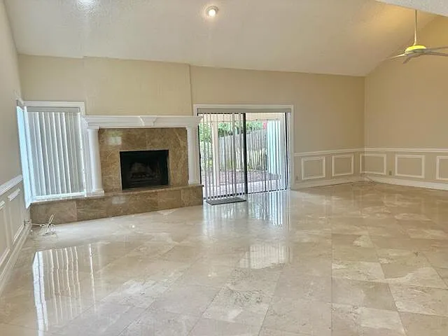 3021 Florida Blvd — Photo 34