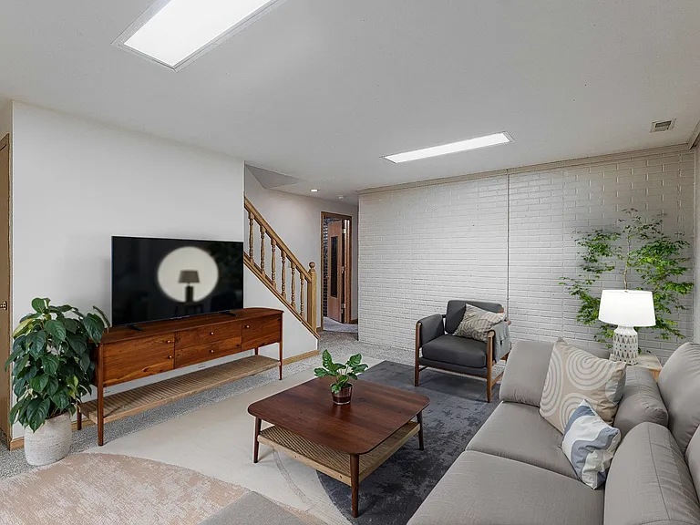 1101 Knox St — Photo 17