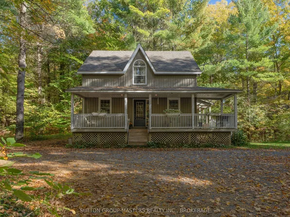 5390 Bedford Rd, South Frontenac, ON K0H 2T0