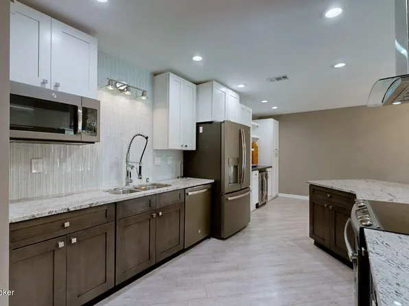 3030 Breckenridge Ln APT 214, Louisville, KY 40220