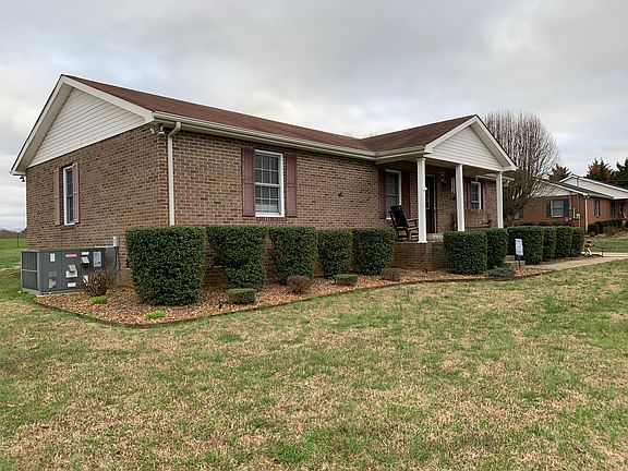 3rd image of 111 Abbott Ln