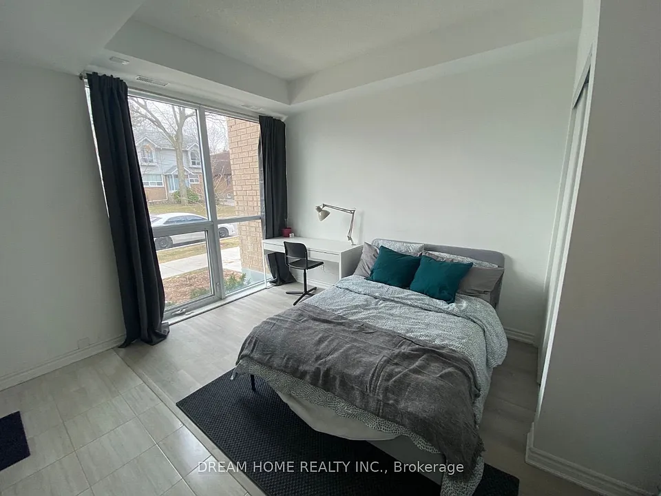 1 Falaise Rd #7C