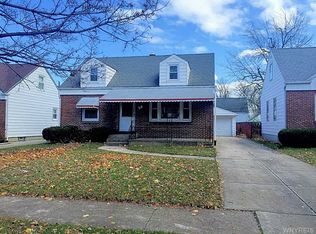 7 Manning Rd, Amherst, NY 14226