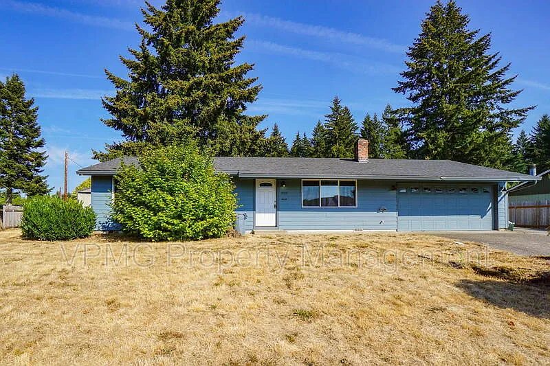 3 bed, 2.0 bath, 1161 sqft, $2,395 — Photo 1