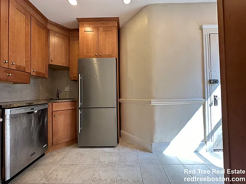 248 Kelton St Photo 1