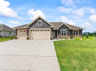 1237 Copilot Way, De Pere, WI 54115