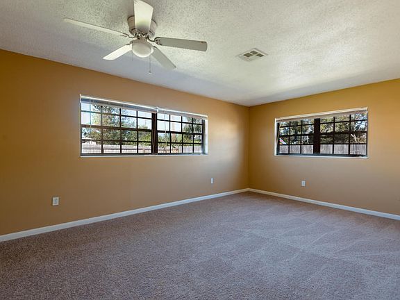 5th image of 1120 Pollyanna Dr