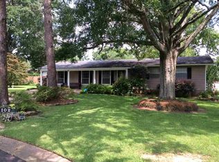 102 Brentwood Dr, Crystal Springs, MS 39059