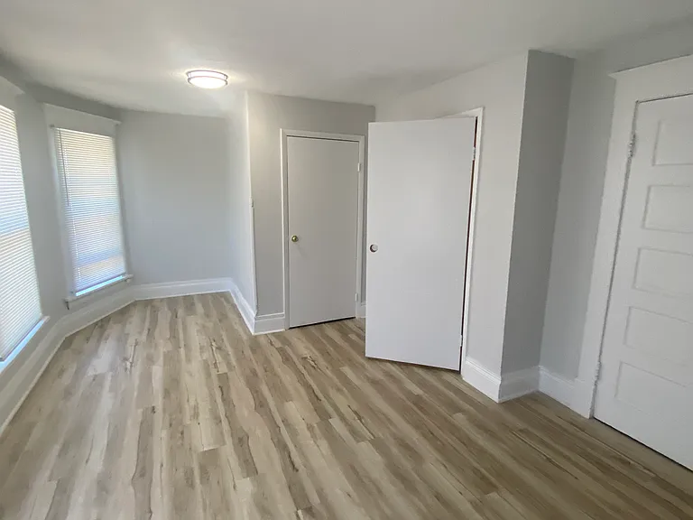 717 Redwood Ave — Photo 15