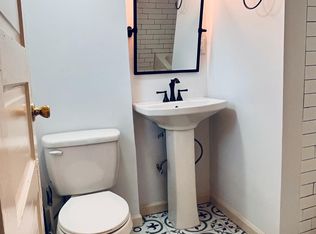 3415 Carondelet St APT B, New Orleans, LA 70115