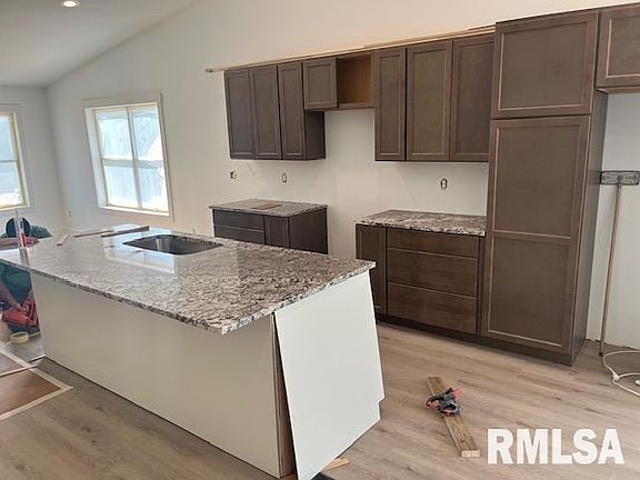 5th image of 3125 W 34th St