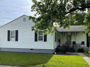 308 E Jones, Williamsville, IL 62693