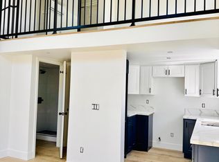 6028 Craner Ave #8, North Hollywood, CA 91606