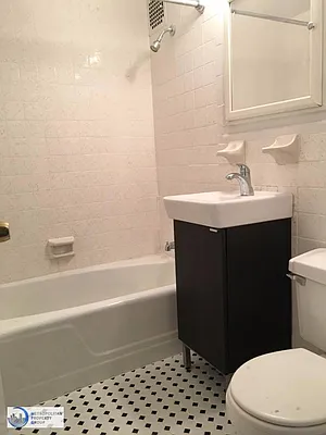 Rented by Metropolitan Property Group | media 34