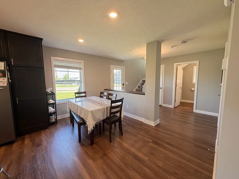 4782 Martingale Dr — Photo 7