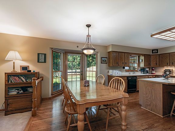 4th image of 917 Wildwood Ct