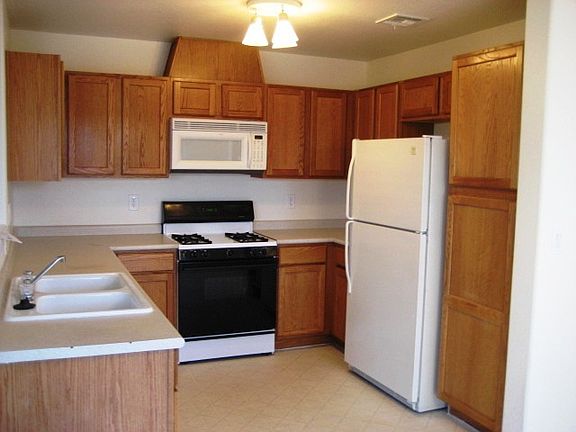 3rd image of 3634 Durant River Dr