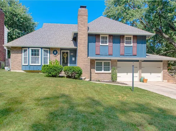 9710 W 91st Pl, Overland Park, KS 66212