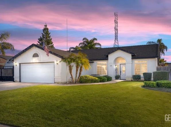 7119 Rhone Dr, Bakersfield, CA 93308