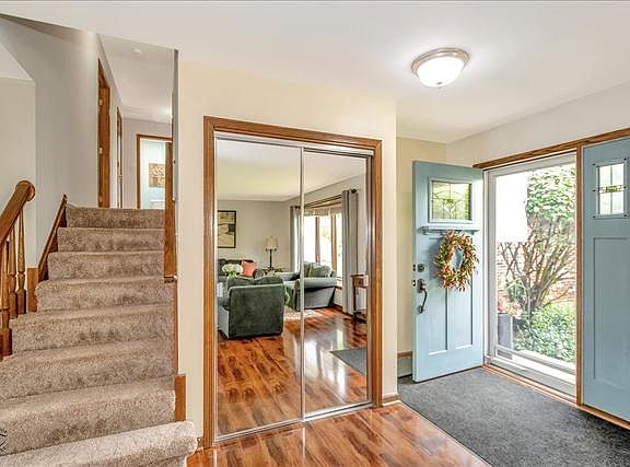 2nd image of 8243 Jessica Ln