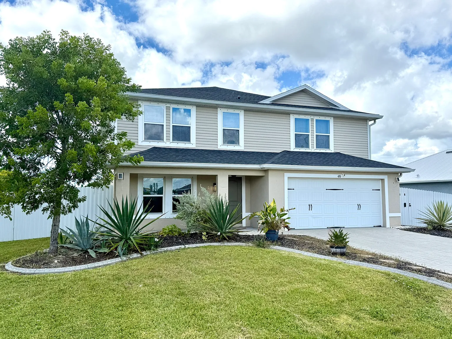 4 bed, 3210 sqft, $2,800 — Photo 1