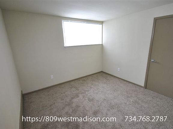 4th image of 809 W Madison St #5713093