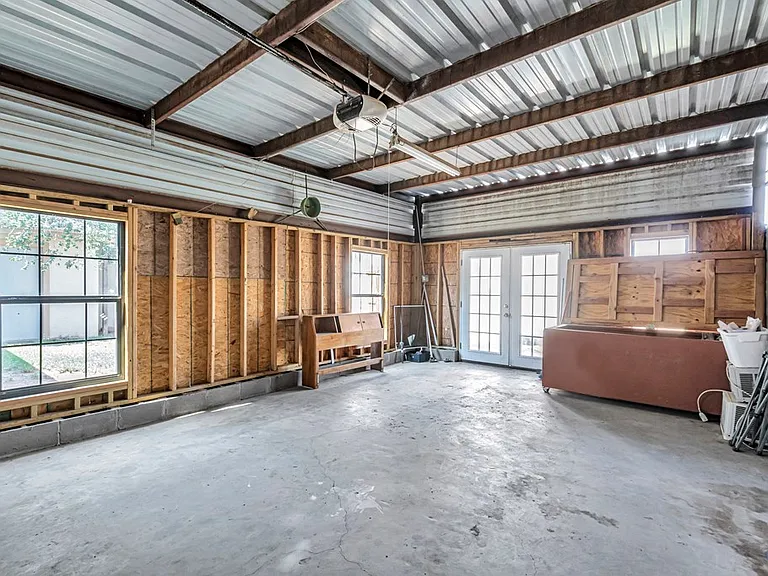 3114 S County Road 1193 — Photo 50