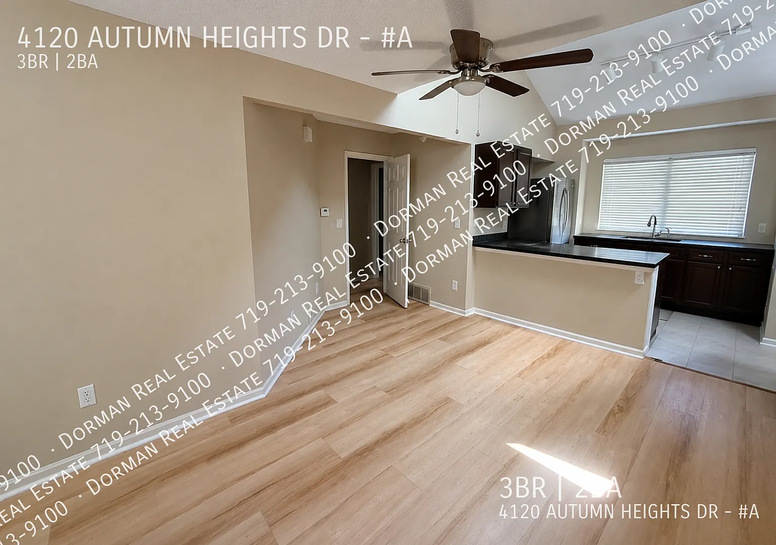 Updated 3-Bedroom Townhome in Autumn Heights! — Photo 4