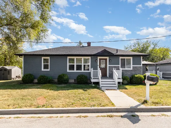 802 Woods Ave, Joliet, IL 60436