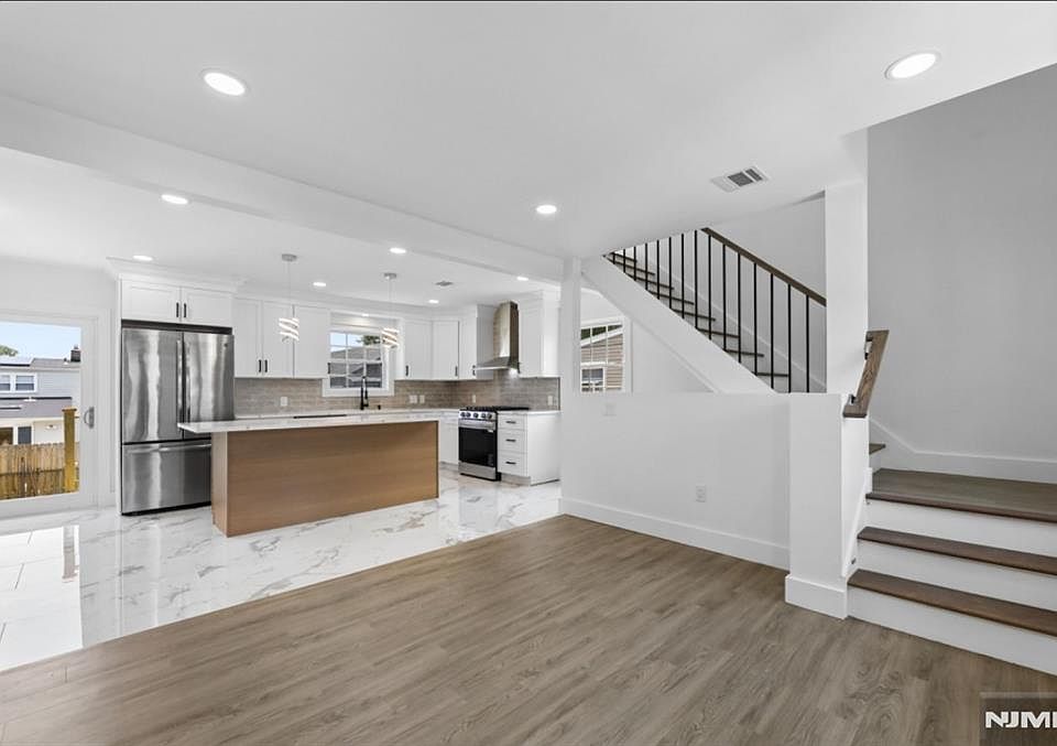 1st image of 8 Annette Terrace