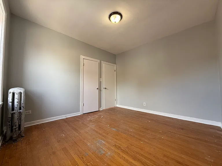 8241 S Langley Ave #3 — Photo 6