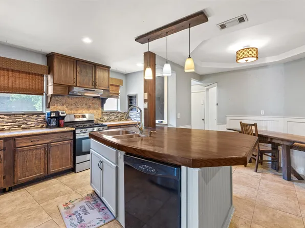 703 Spring Brook Dr, Allen, TX 75002