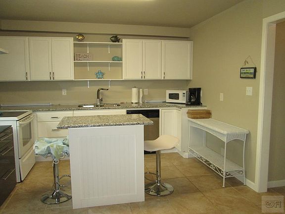 2nd image of 3422 Avenue P 1/2