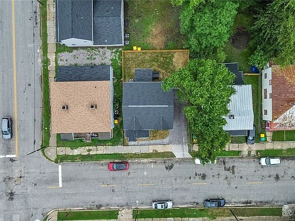 2nd image of 851 Hinton St
