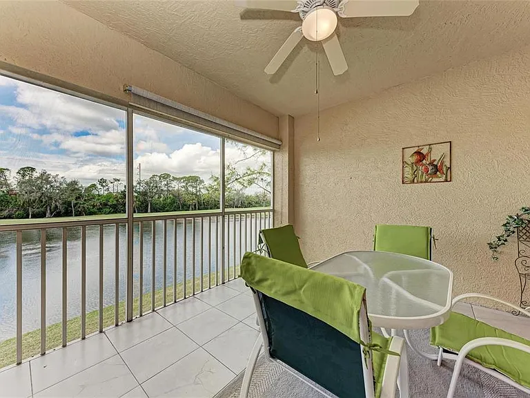 6326 Grand Oak Cir #203 — Photo 32