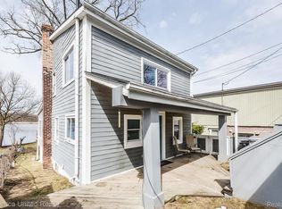 2034 Austin Dr, Novi, MI
