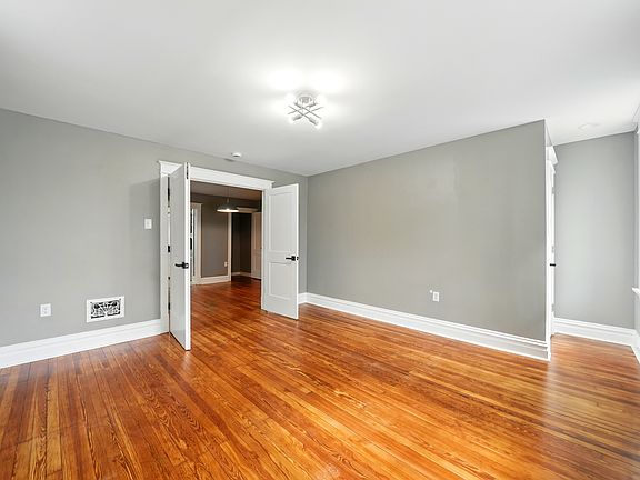 4th image of 3179 Minnesota Ave #2