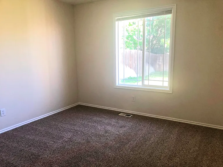 9598 W Calico Ct — Photo 15