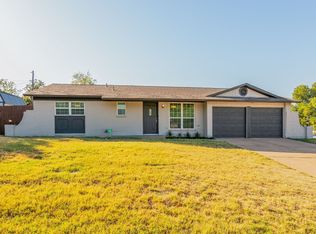 1041 Calcutta St, Hurst, TX 76053