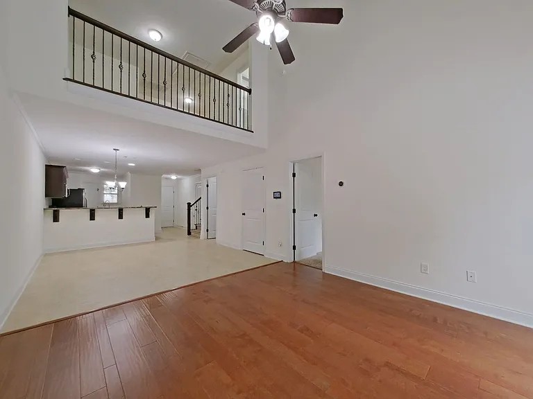 528 Scenic Dr — Photo 7