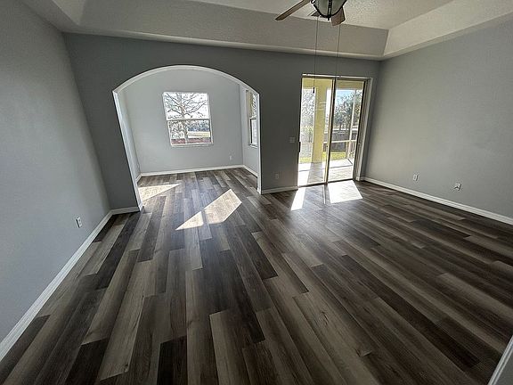3rd image of 1904 Nature Cove Ln