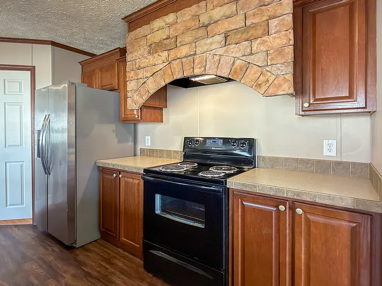 64 Richardson Ln — Photo 6