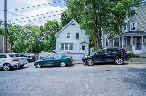 1st image of 36 Fulton St