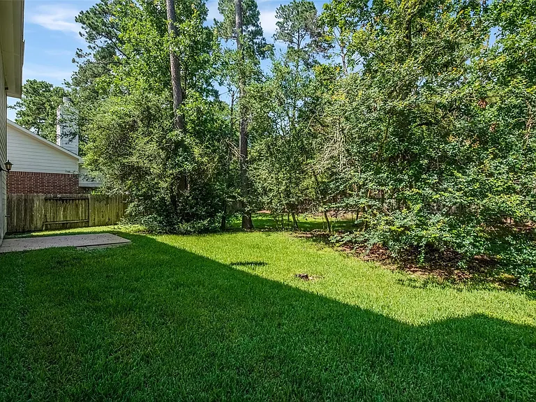 75 N Spinning Wheel Cir — Photo 32