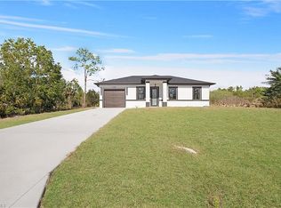 1127 Rachel St E, Lehigh Acres, FL 33974