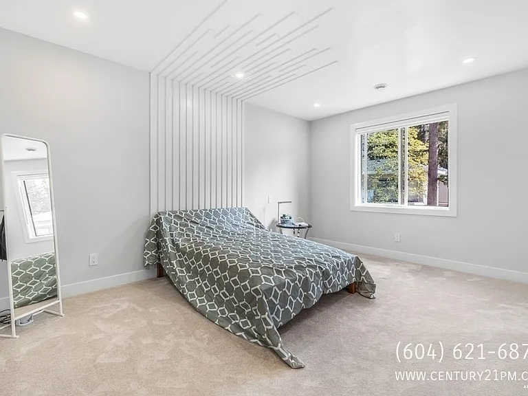 20264 27a Ave #UPPER — Photo 32