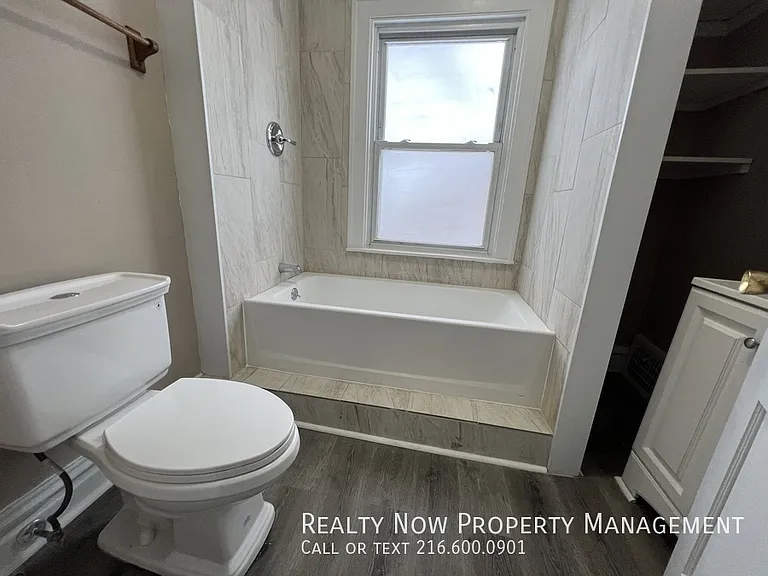 3290 Desota Ave #2 — Photo 12
