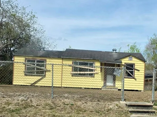 319 E Ricky Crossland Ave, Elsa, TX 78543