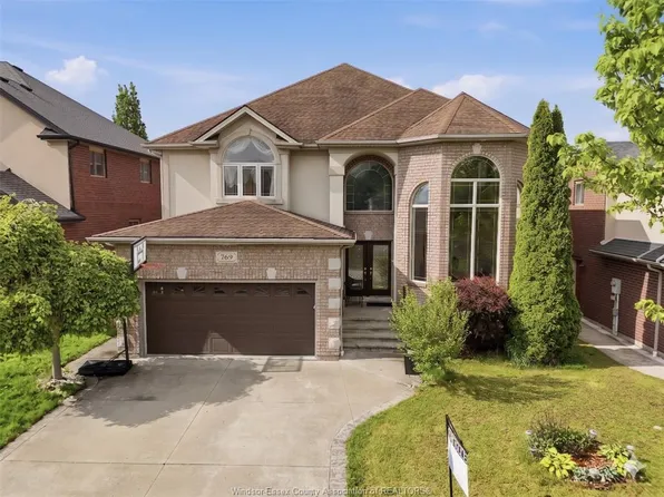 769 Massimo Cres, Windsor, ON N9G 3C7